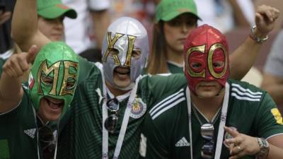 Al menos unos 40,000 aficionados mexicanos acompañan a su selección en el Mundial.