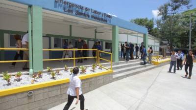 La obra gris y el equipo médico suman una inversión de 800,000 dólares.