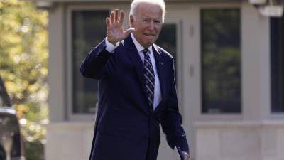 Joe Biden, presidente de Estados Unidos, lamentó ayer la muerte de la reina Isabel II, de quien dijo que “definió una era” en sus 70 años de reinado.