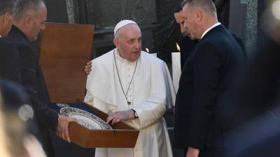 Lamentó también “lo que es el olvido del pasado” o “la ignorancia que justifica todo.