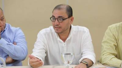 Solórzano dice que pese a amenazas seguirá en Honduras.