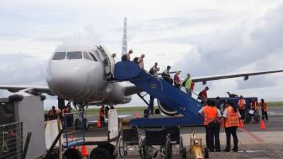 En lo sucesivo, los vuelos que se realicen desde los aeropuertos Toncontín, Juan Manuel Gálvez, Villeda Morales, Celaque, Río Amarillo, Golosón y Utila hacia cualquier destino en Guatemala se tomarán como vuelos domésticos.