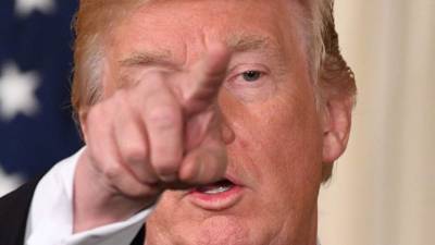 This handout image released courtesy of the US Department of Defense (DOD) shows US Marines with 2nd Battalion, 7th Marines, assigned to the Special Purpose Marine Air-Ground Task Force-Crisis Response-Central Command (SPMAGTF-CR-CC) 19.2, reinforcing the Baghdad Embassy Compound in Iraq on January 3, 2020. - US personnel at the American embassy in Baghdad, which has come under attack by pro-Iran protesters, are safe and there are no plans to evacuate, the State Department said on December 31, 2019. (Photo by Sgt. Kyle Tabot / DoD / AFP) / RESTRICTED TO EDITORIAL USE - MANDATORY CREDIT 'AFP PHOTO / DoD - US Marine Corps photo by Sgt. Kyle C. Talbot ' - NO MARKETING NO ADVERTISING CAMPAIGNS - DISTRIBUTED AS A SERVICE TO CLIENTS ---