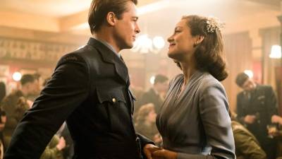 Cuenta la historia de dos enamorados; un agente de inteligencia canadiense y una francesa.