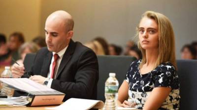 Michelle Carter fue sentenciada a 15 meses de cárcel por alentar a su novio a suicidarse en EUA.