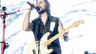 Juanes en el Día Mundial de la Asistencia Humanitaria cantó haciendo una crítica hacia el magnate.