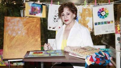 Jackie Abadie de Rivera ha preparado este evento con el apoyo de artistas sampedranos. Foto: Jorge Gonzales