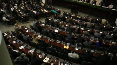 Por primera vez en la historia, en el Congreso Nacional hay siete bancadas.