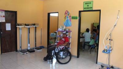 El centro de salud de Tomalá atiende a 36 personas al día. La Municipalidad lo remodeló. Foto: Jorge Monzón
