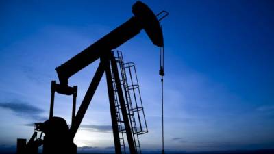 Con los acuerdos entre los países productores de petróleo, se espera que el precio de esta materia prima se incremente.