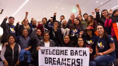 El objetivo de los 'soñadores' ha sido bloqueado en el Congreso estadounidense en múltiples ocasiones desde el 2001 hasta la fecha. FOTO EFE