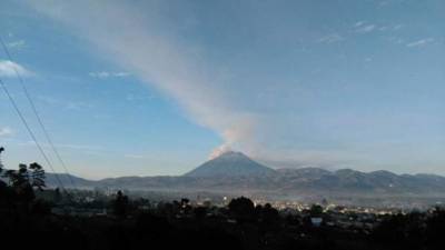 El volcán de Fuego sigue arrojando ceniza. Foto: Cortesía Prensa Libre/Guatemala