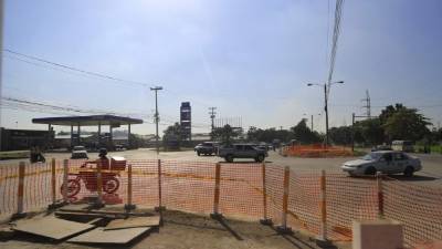 El consorcio actualmente realiza pruebas de pilotes en la intersección del bulevar del este. Foto: Melvin Cubas.