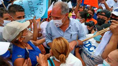 Cientos de militantes cachurecos dieron su respaldo a Papi a la orden, a los que les pidió acudir a las urnas a defender los votos.