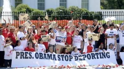 La Oficina de Protección Fronteriza y de Aduanas de EE.UU. lanzó hoy una nueva campaña de comunicación para alertar sobre los riesgos que enfrentan los inmigrantes que intentan viajar al país desde Centroamérica y México sin los documentos necesarios.