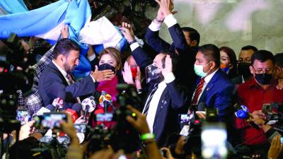 Elección de la junta directiva del Congreso Nacional en 2022 en la que fue juramentado Luis Redondo como presidente.