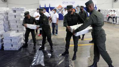 Los militares iniciaron el traslado de las maletas electorales para las elecciones generales en Nicaragua.