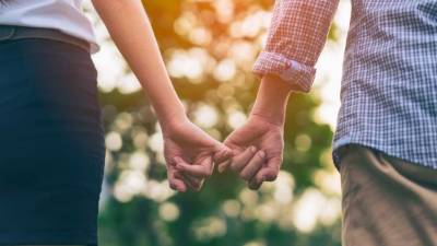 Tener varias parejas sexuales puede aumentar el riesgo de sufrir cáncer.