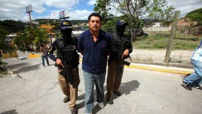 El detenido tenía unos cinco años cobrando a sus víctimas según informes.