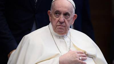 El Papa Francisco asiste a la conclusión del VII Congreso de Líderes de Religiones Mundiales y Tradicionales en el Palacio de la Paz y la Reconciliación en Nur-Sultan el 15 de septiembre de 2022.