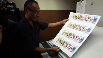 Nueve hondureños buscan llegar a la Presidencia de la República .