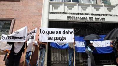 Los trabajadores de la Salud han amenazado con paralizar labores. Foto Archivo.