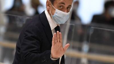 Sarkozy niega haber cometido cualquier acto de corrupción.