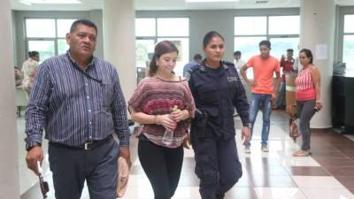 Momento en el que llegaba Laura Knight, extraditada el pasado jueves desde Argentina.