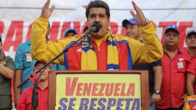 Maduro exigió a Obama que ordene el 'caos' de su política hacia Venezuela.