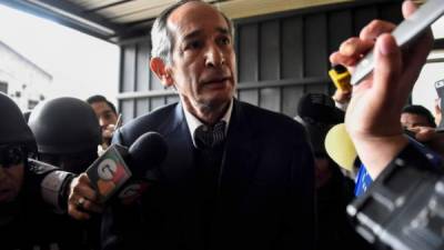 El expresidente Colom fue detenido el pasado 13 de febrero, acusado de participar en un caso de corrupción conocido como el Transurbano.