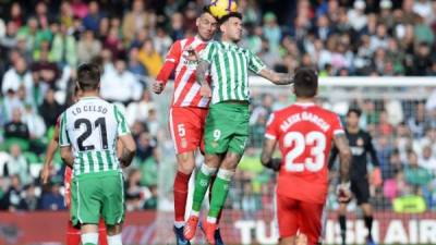 Girona se quedó con 24 puntos en la tabla de posiciones tras perder ante Real Betis. FOTO AFP.