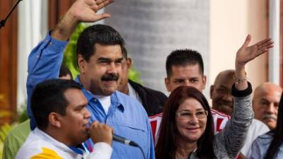 Nicolás Maduro en un mitin junto con Cilia Flores. EFE.