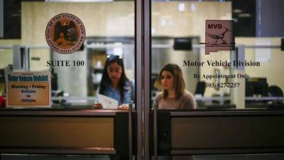 Fotografía del departamento de vehículos de motor (MVD) de Nuevo México. EFE/Juan Labreche/Archivo