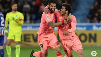 Luis Suárez y Aleña fueron los encargados de anotar los goles en la victoria ante Alavés. FOTO LA LIGA.