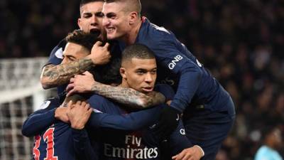 El París Saint Germain arrasa en la Liga de Francia, pero ha quedado pendiente el poder ganar la Liga de Campeones de Europa. FOTO AFP.
