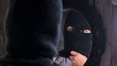 Los jóvenes que viven en las zonas vulnerables de las grandes ciudades de Honduras recuren a las pandillas muchas veces para obtener ingresos y subsistir.