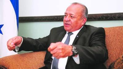 El Secretario de Seguridad de Honduras, Julián Pacheco.