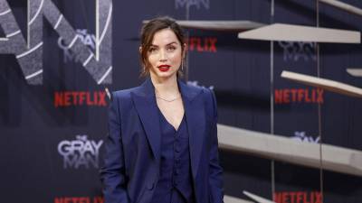 La actriz Ana de Armas posa en la premier de The Gray Man, en el Zoo Palast cinema en Berlín, Alemania, el pasado 18 de julio.