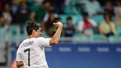 En la imagen, el jugador Rodolfo Pizarro de la selección de México. EFE/Archivo