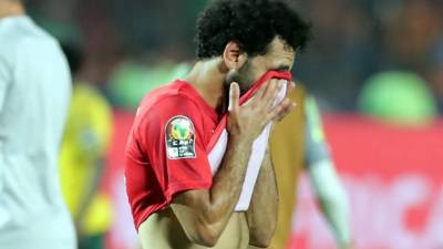 Mohamed Salah dio positivo a un test PCR de coronavirus.