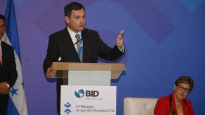 Alexandre Meira da Rosa en la inauguración.