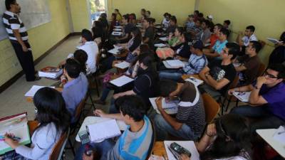 Las autoridades de la Unah buscan aumentar la calidad de los estudiantes.