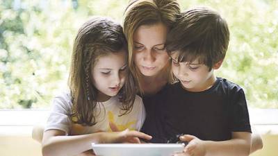 Una fotografía tiene un valor muy emocional, y en muchos casos, este valor es mayor cuando queda en la intimidad de la familia.