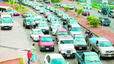 Alrededor de 400,000 vehículos están en mora.