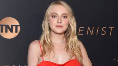 Dakota Fanning en la premier de 'The Alienist'.