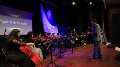 Con escuela de música llevan esperanzas a niños de El Carmen