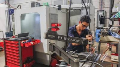 Costa Rica quiere posicionarse en entre los países que producen alta tecnología.