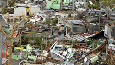 Miles de viviendas fueron destruidas tras al paso del tifón, uno de los más fuertes en el país.
