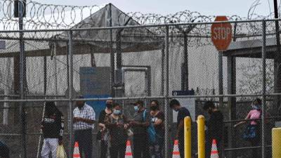 Miles de migrantes siguen llegando a la frontera de EEUU pese a las advertencias del Gobierno de Biden./AFP.