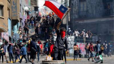 Los manifestantes que han resultado heridos en los ojos por perdigones se han convertido en una marca indeleble en Chile.
